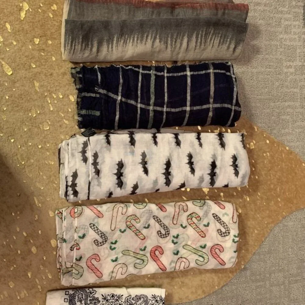 Set of 4 Scarves & 1 Bandana